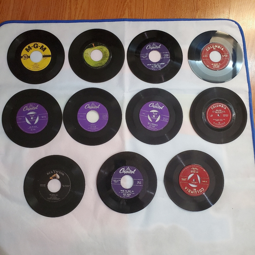 Vinyl, 7", 45 RPM,